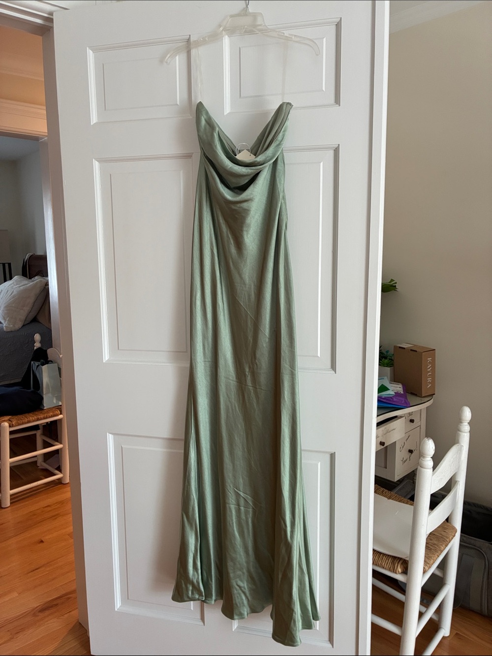 Peppermayo maxi dress sage green M 6
Monte Carlo
Strapless